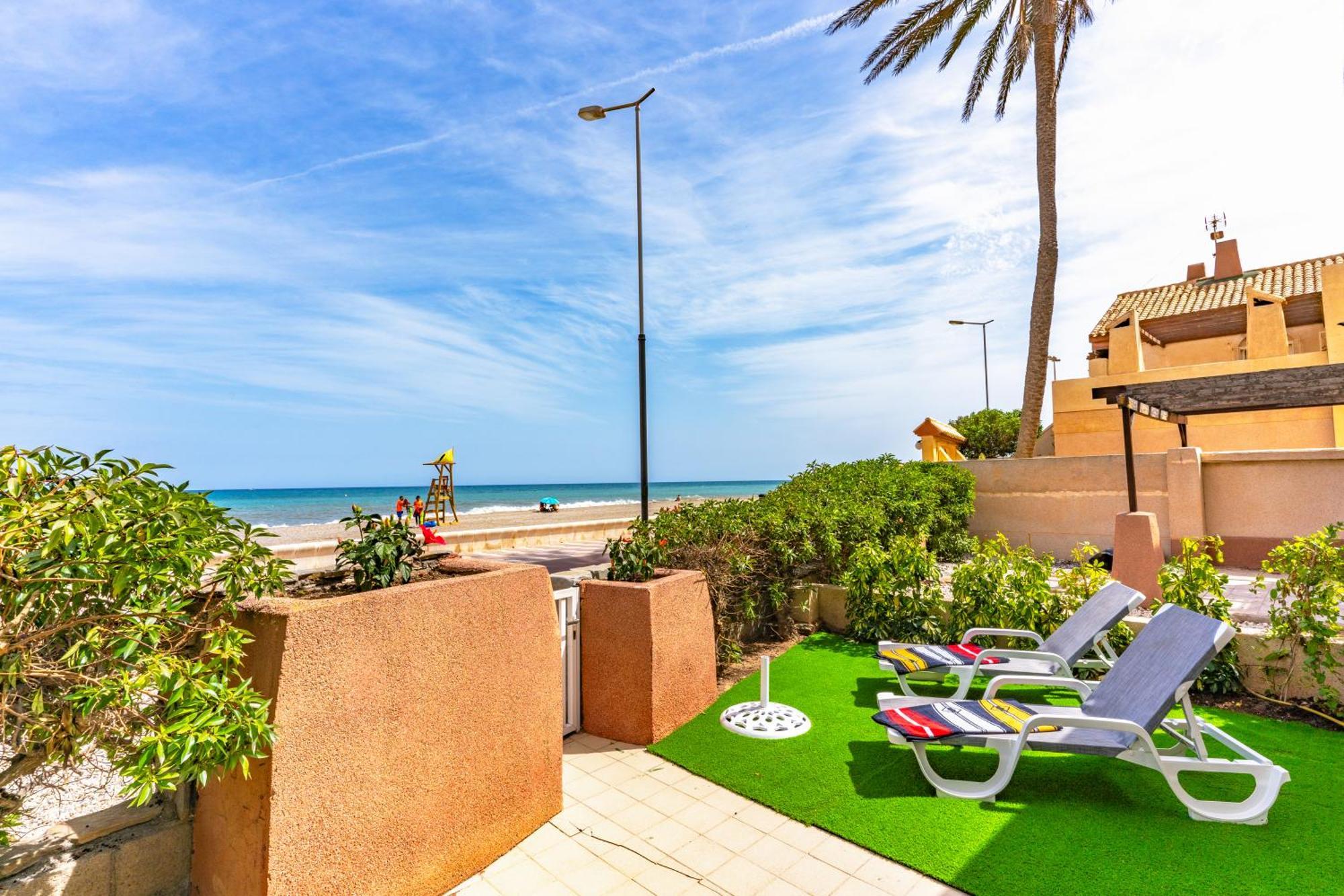 Beachhouse Playa R&R Ροκέτας ντε Μαρ Εξωτερικό φωτογραφία